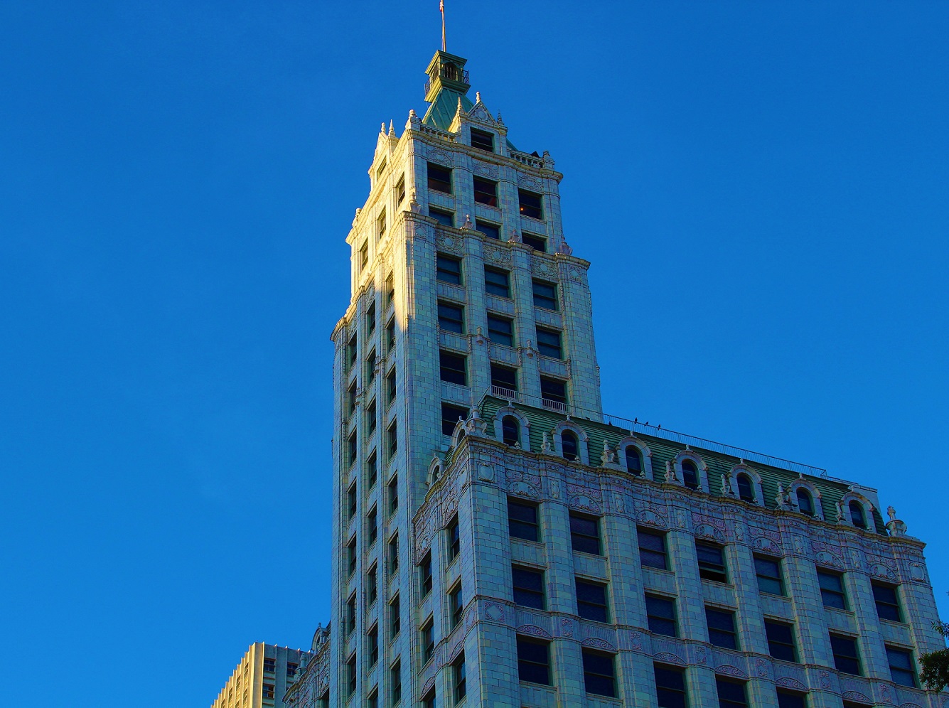 What are 5 History Facts About Memphis?